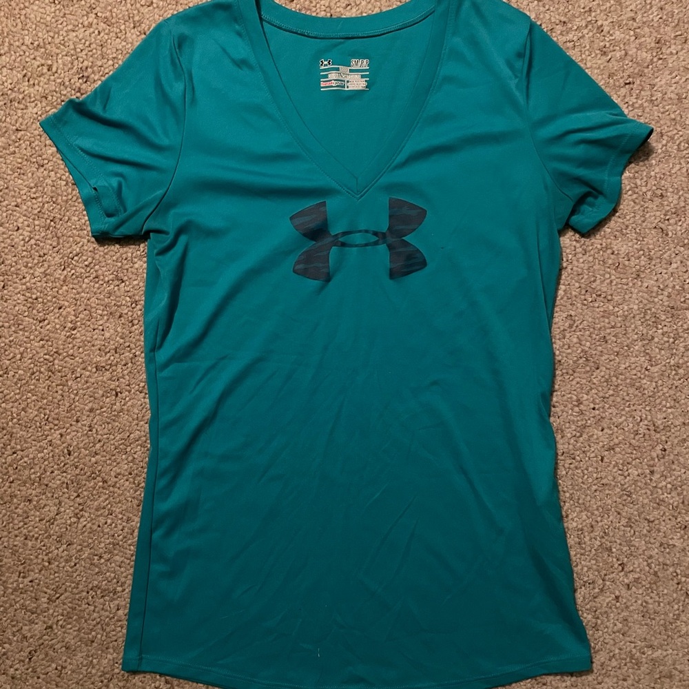 Under Armour Women's Aqua V-Neck Tee